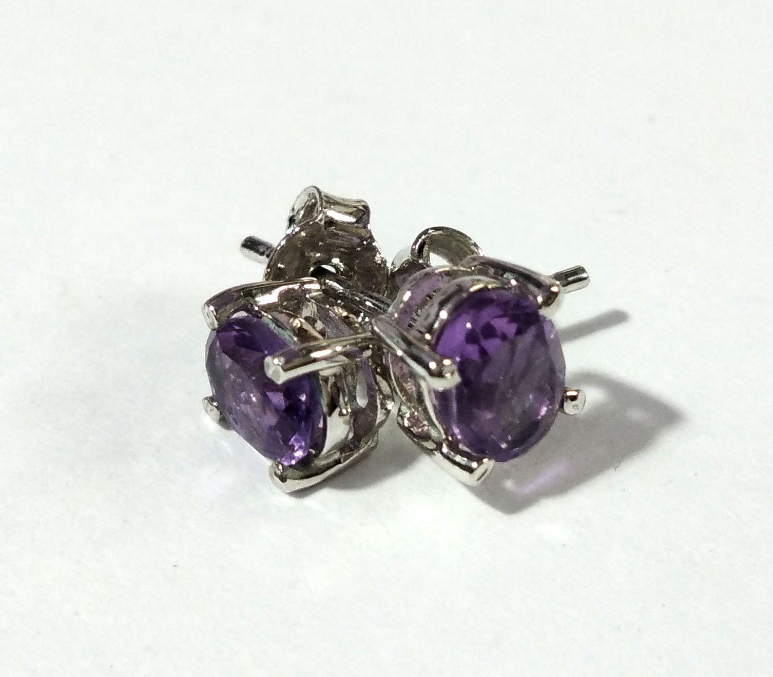 Amethyst Stud Earrings, 925 Solid Starling Silver Earring Jewelry, Natural Amethyst Gemstone Oval Shape Stone Size 7x5mm Gift for Her, Studs